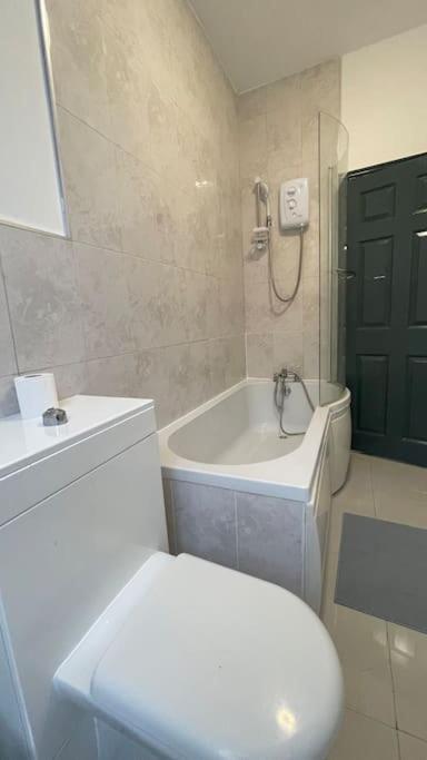 Suite 1- Luxury 1 Bed Apt- Leicester City- Free Parking Exterior photo